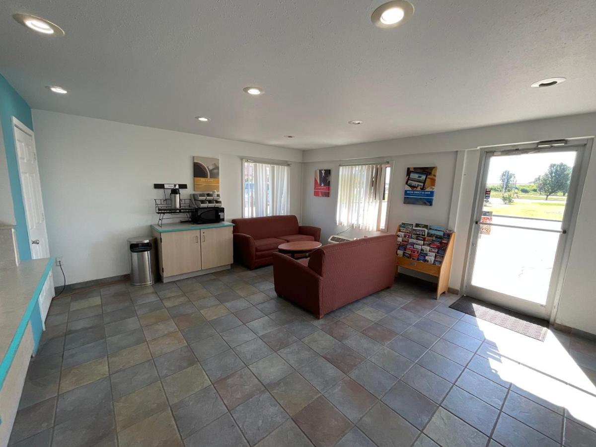 Country Yard Inn And Suites Sikeston Kültér fotó
