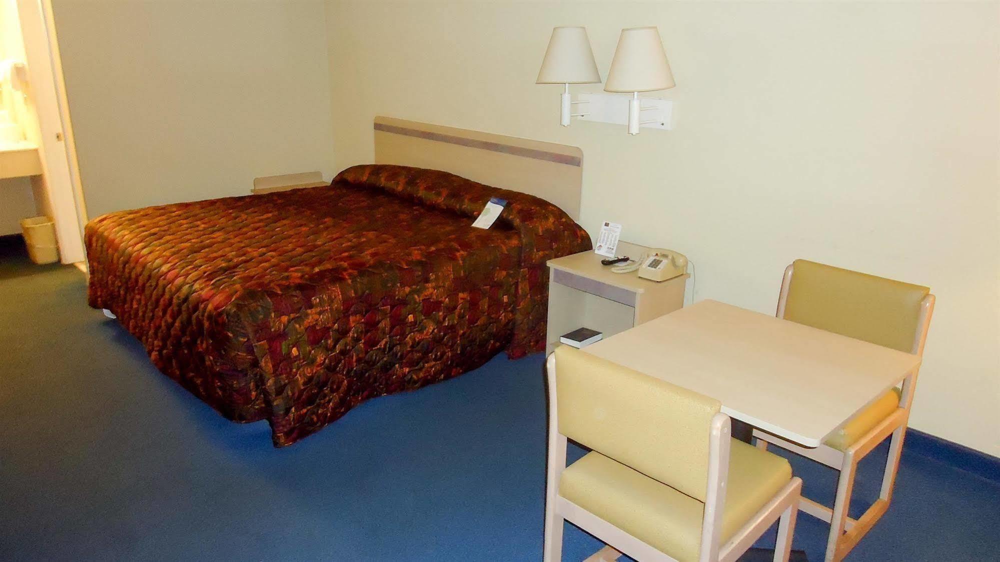 Country Yard Inn And Suites Sikeston Kültér fotó