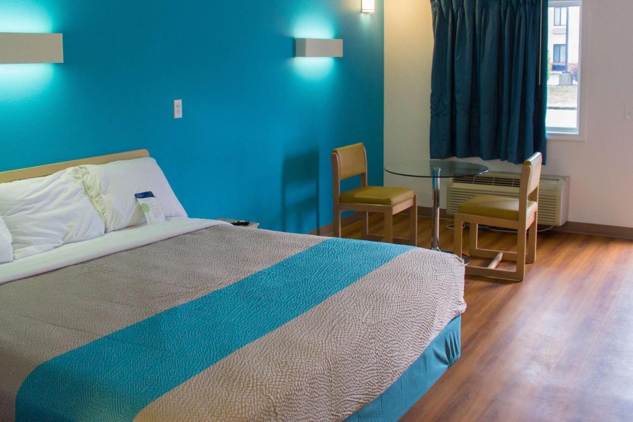 Country Yard Inn And Suites Sikeston Kültér fotó